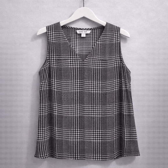 Nine West | Sleeveless Blouse | Large | Black & White Print - Picture 2 of 3